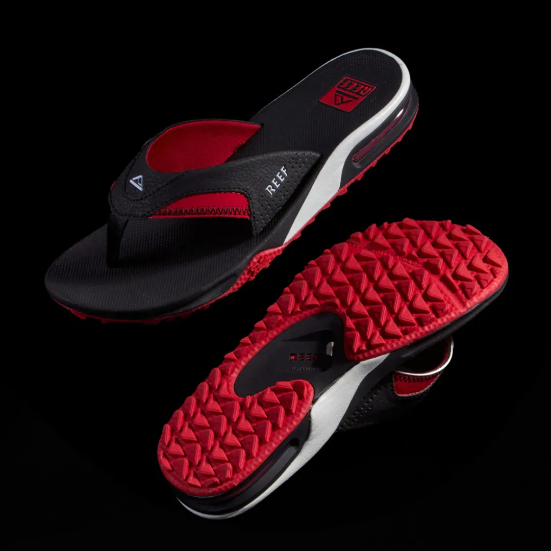 REEF Flip Flops | Sandals | Fanning Pregame Black/Red